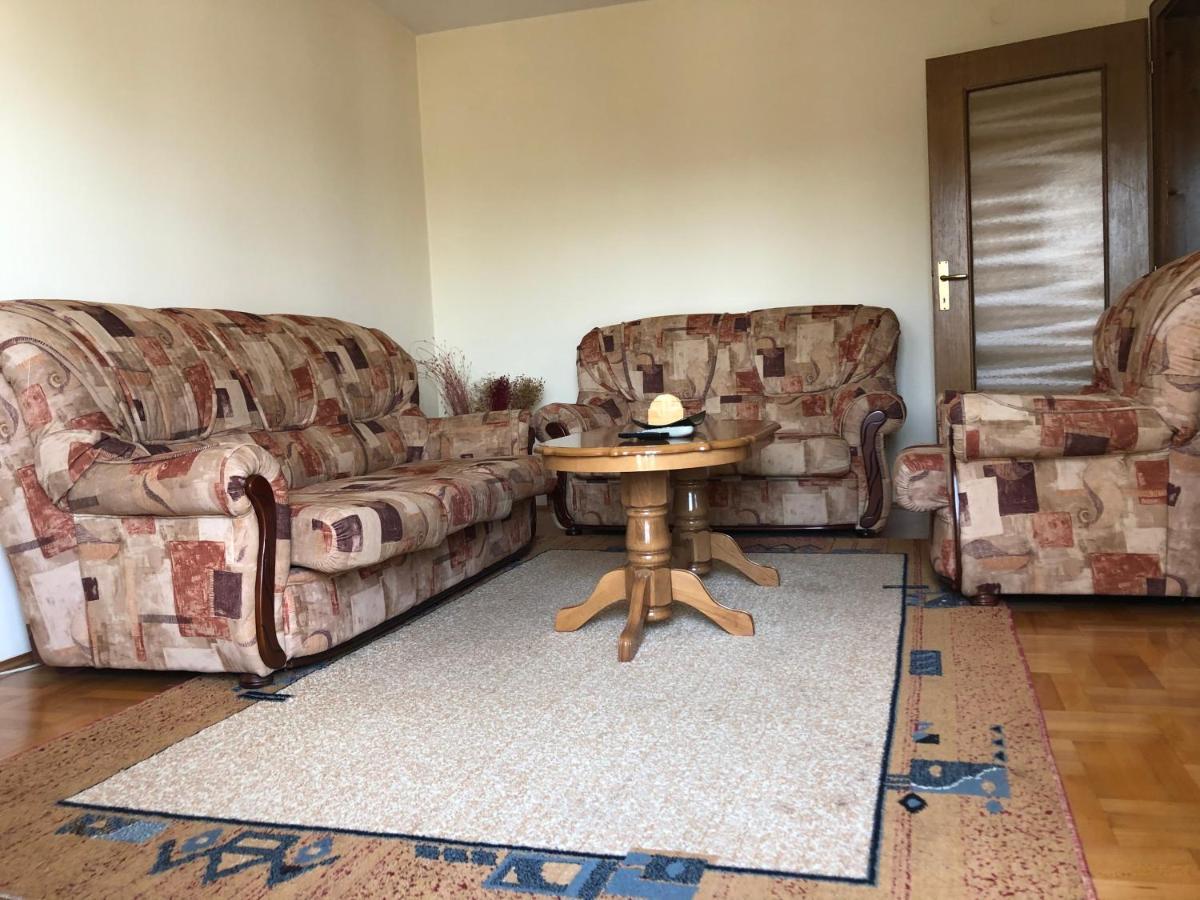 Apartman Djina Vrnjačka Banja Esterno foto