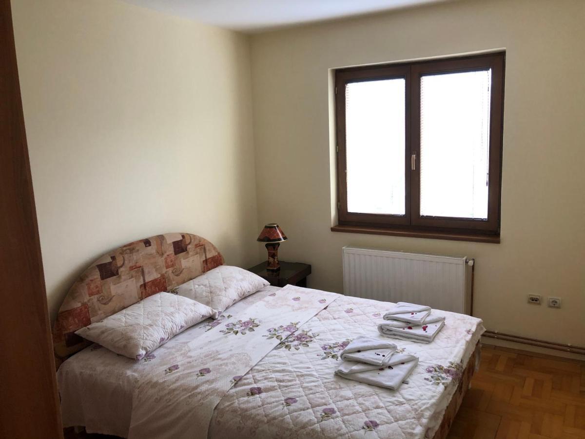 Apartman Djina Vrnjačka Banja Esterno foto